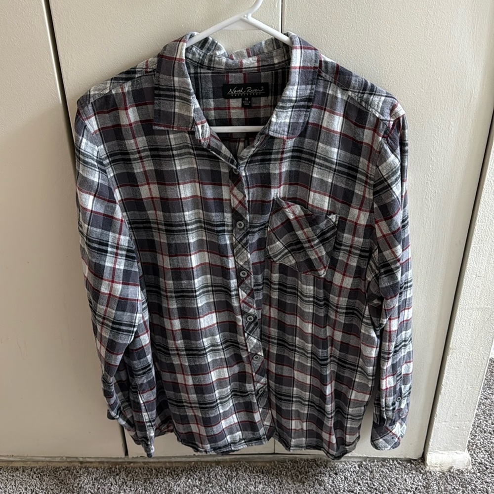 North River Outfitters Men’s Flannel Button Down